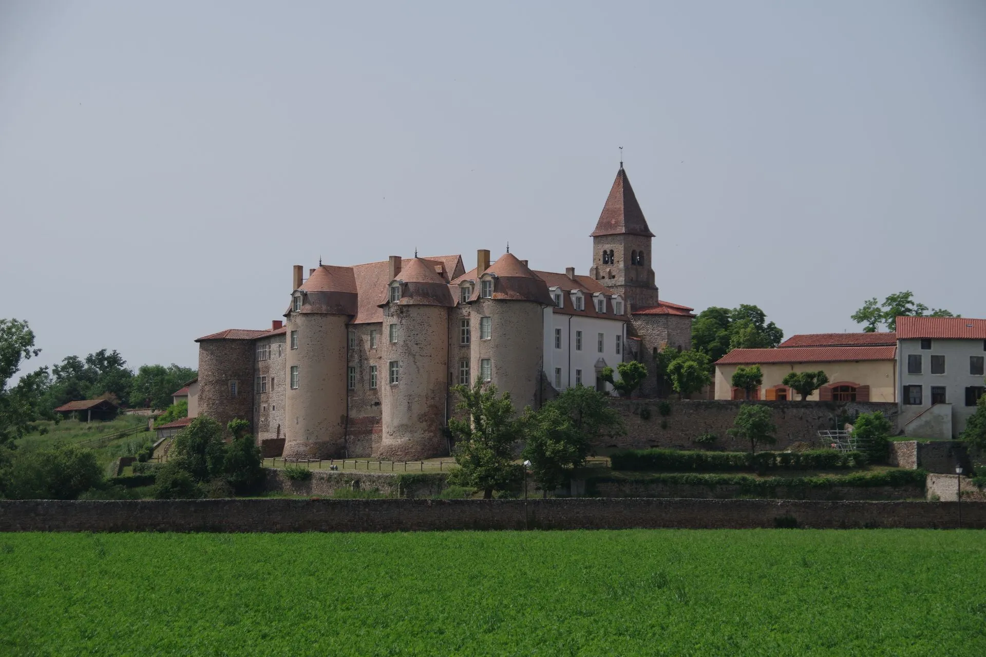 Prieuré de Pommiers-en-Forez